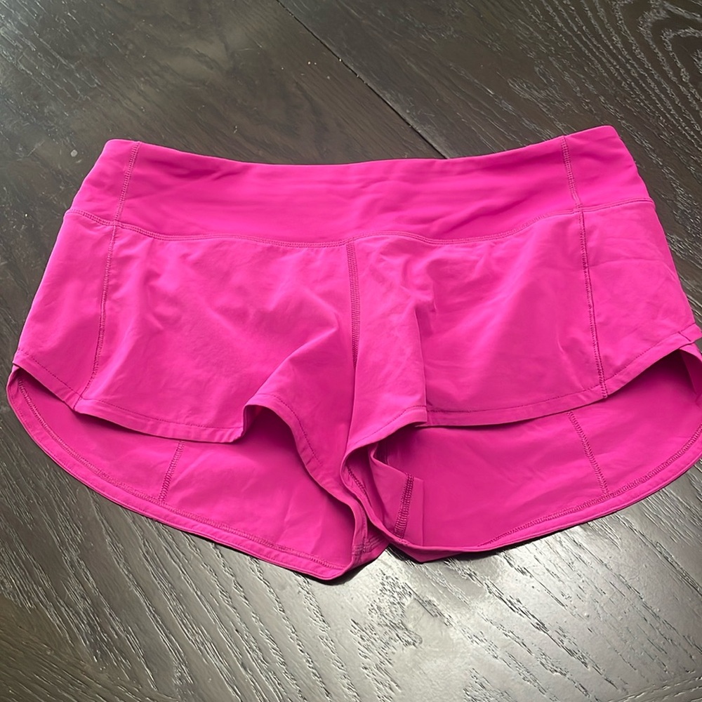 Lululemon speed up 2.5” shorts